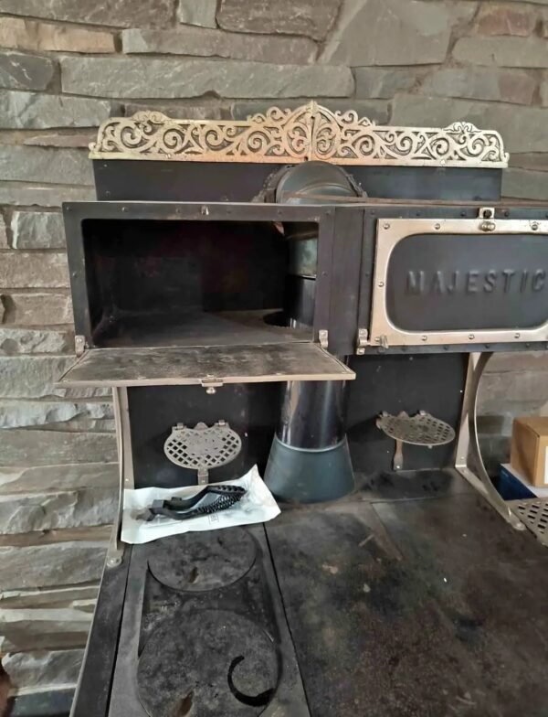 Antique Majestic Wood Stove – view 3