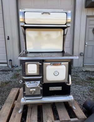 Heartland Sweetheart Wood Cook Stove – view 5