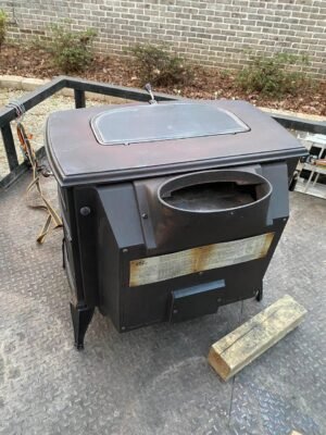 Vermont Castings Encore Wood Stove – Classic Craftsmanship & Efficient Heat – view 2